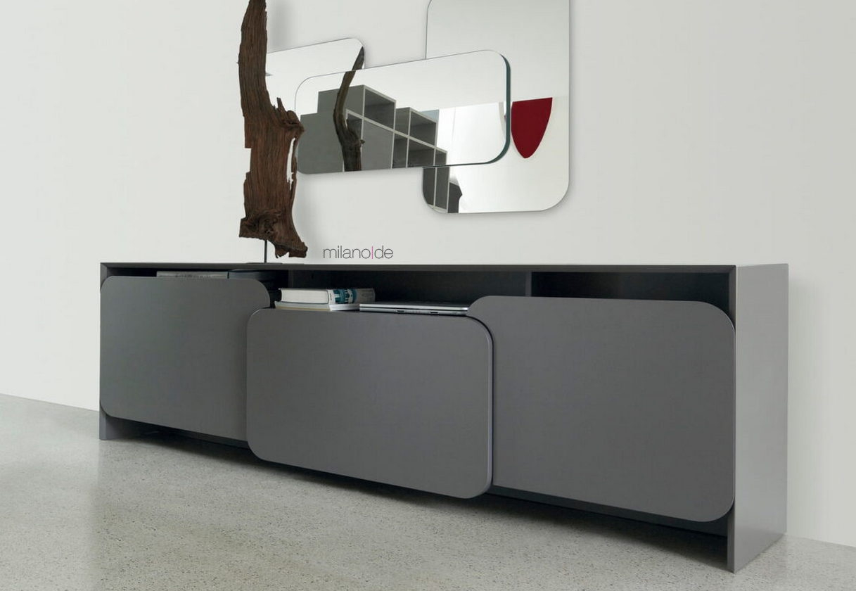 Alexia sideboard