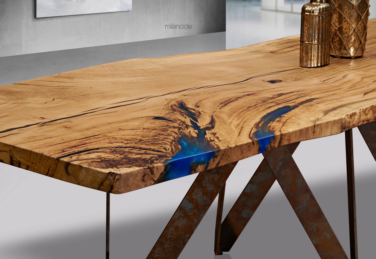 Thor Luciano table