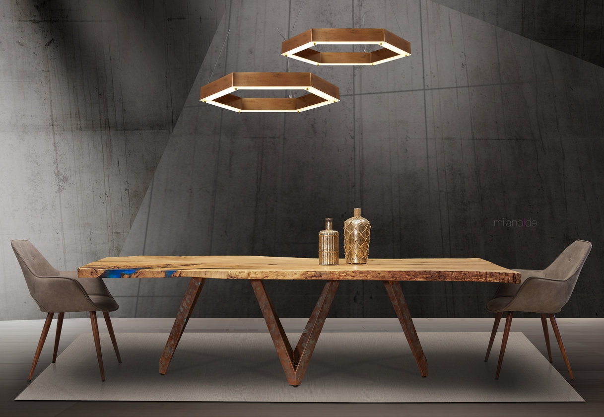 Thor Luciano table