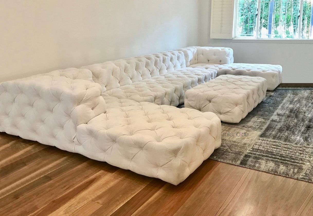 Tufa sofa