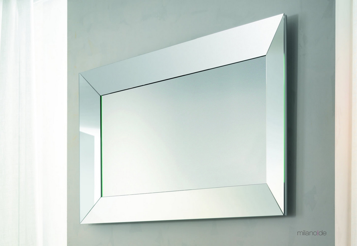 Trapezio mirror