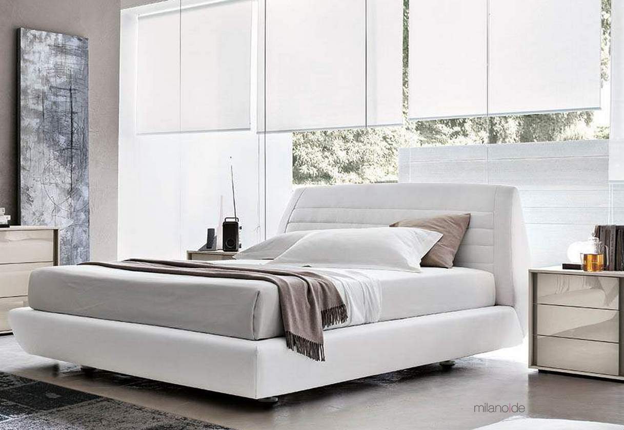 Seville bed