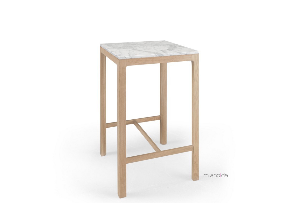 Nuda bar table