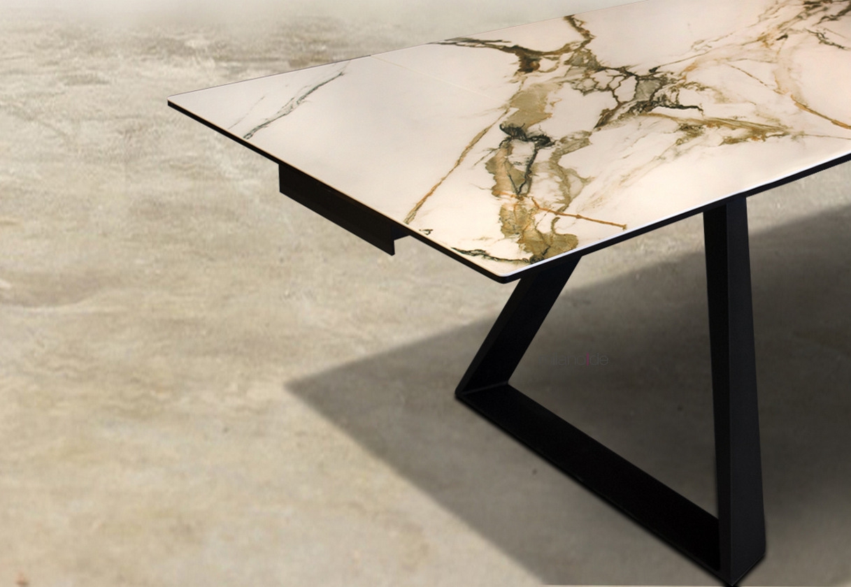 Davide table