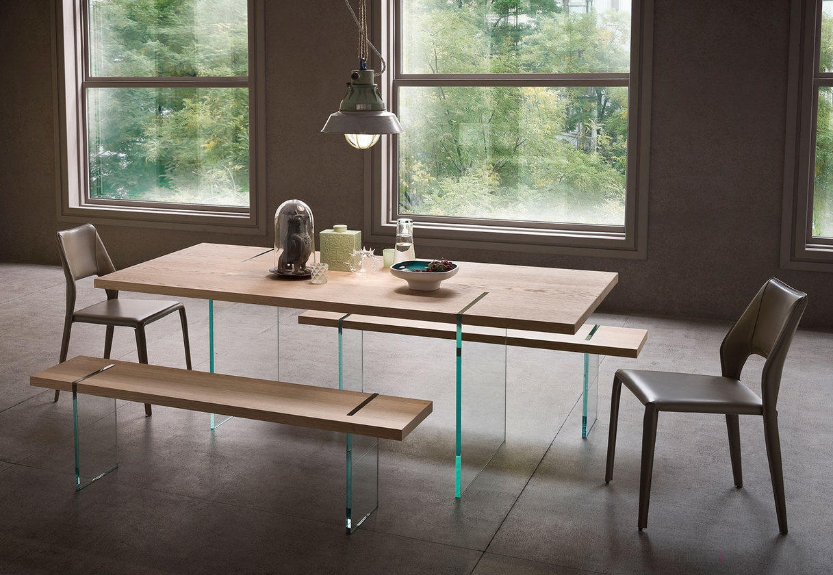 Nuvola table